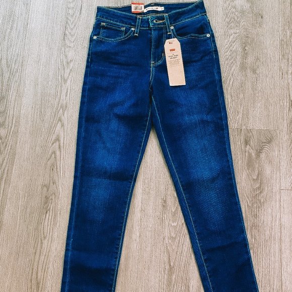 Levis 721 High Rise Skinny Dark Wash - Picture 1 of 3